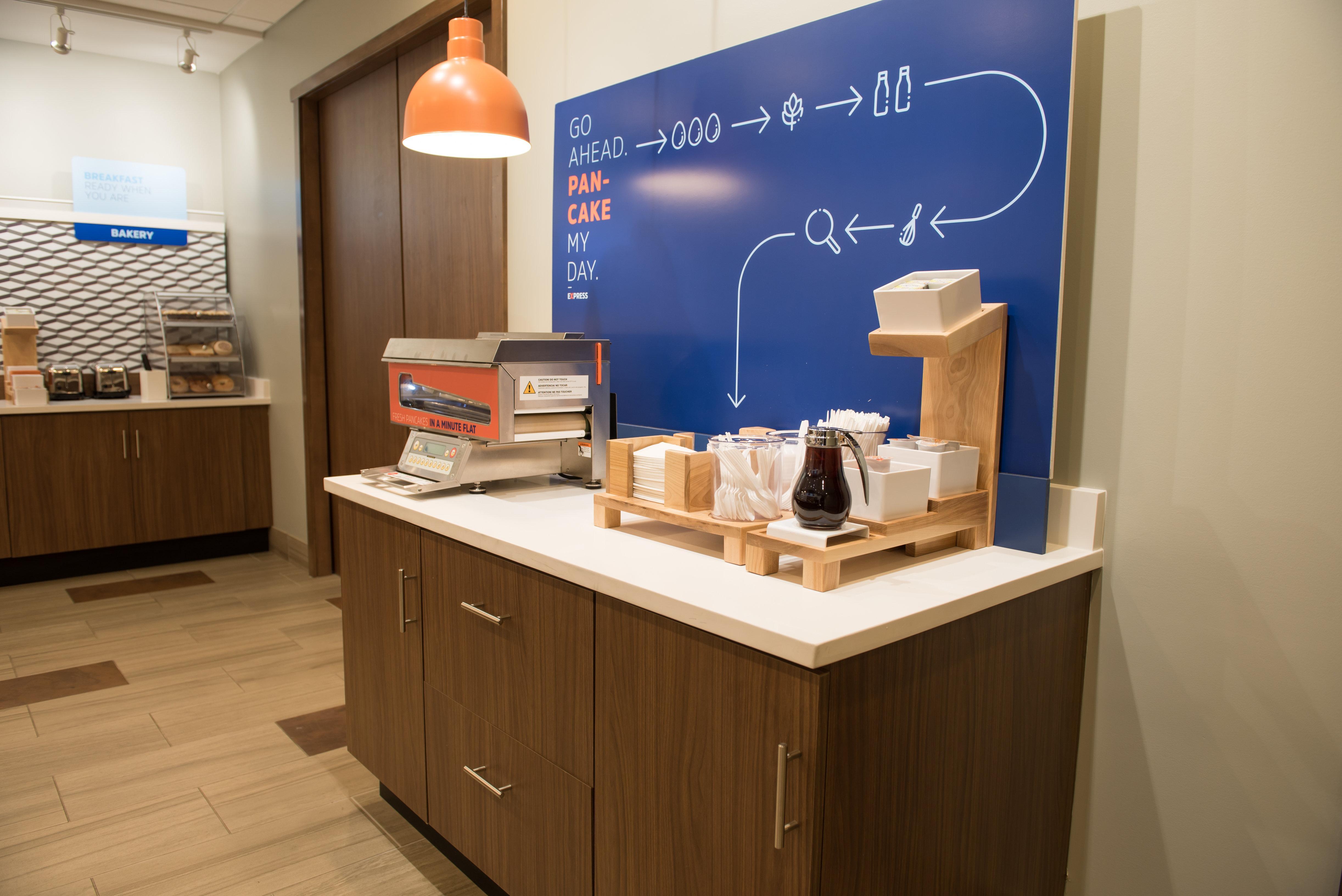 Holiday Inn Express & Suites - Orland Park Mokena By Ihg Екстер'єр фото